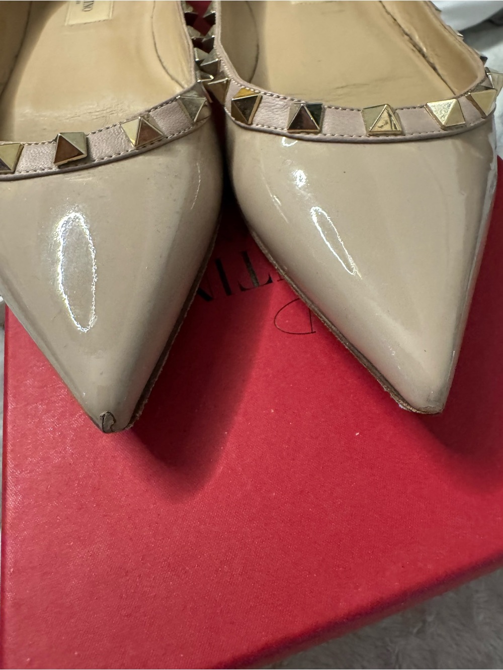 Valentino Garavani Patent Rockstud Ballet Flat - Picture 4 of 8